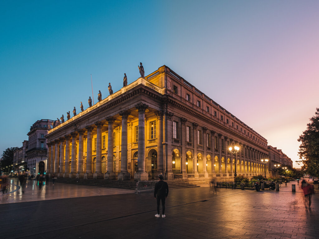 Link to bordeaux tailor-made wine tour prestige tour